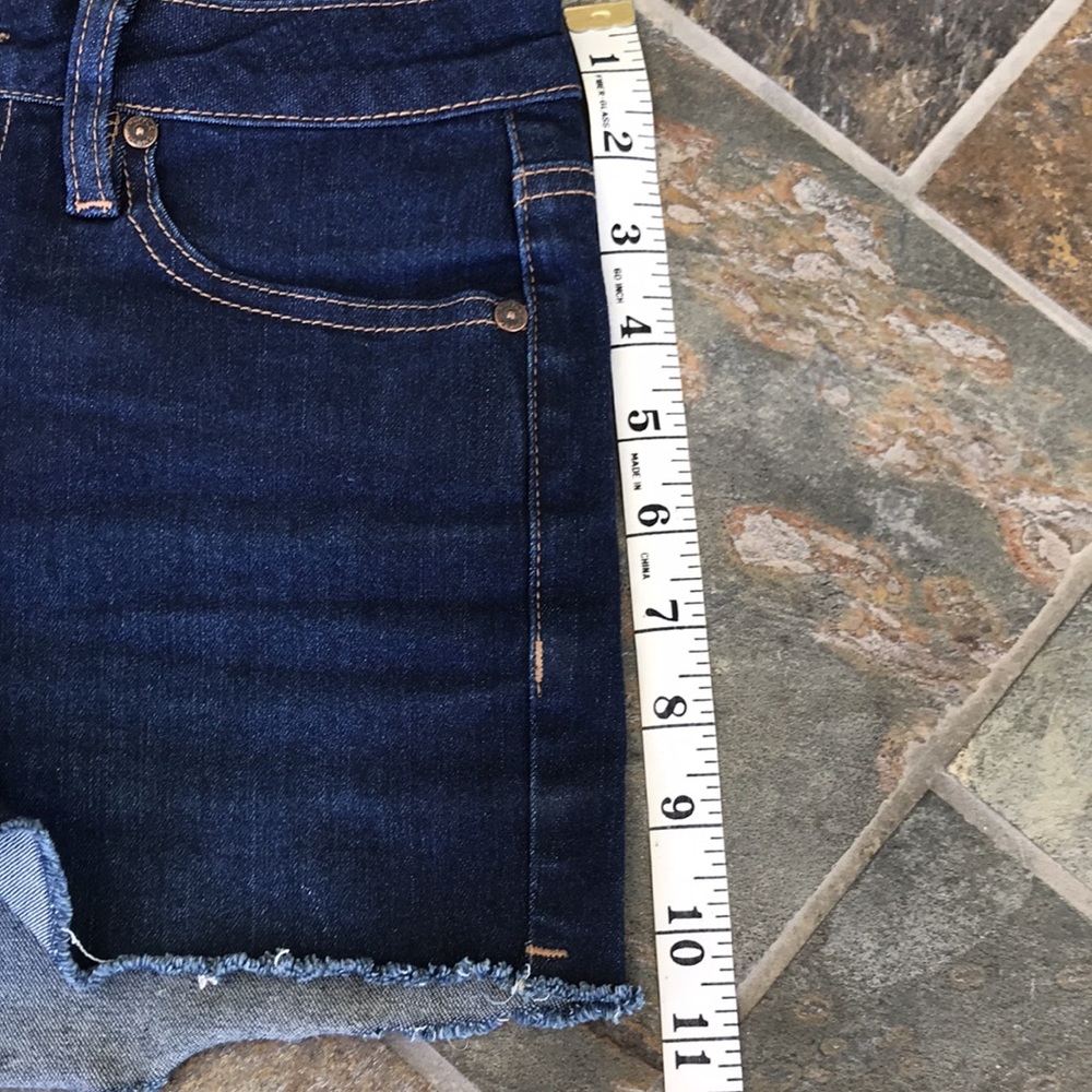Truffle Jean shorts size 5/26. Seem smaller end - Picture 11 of 12